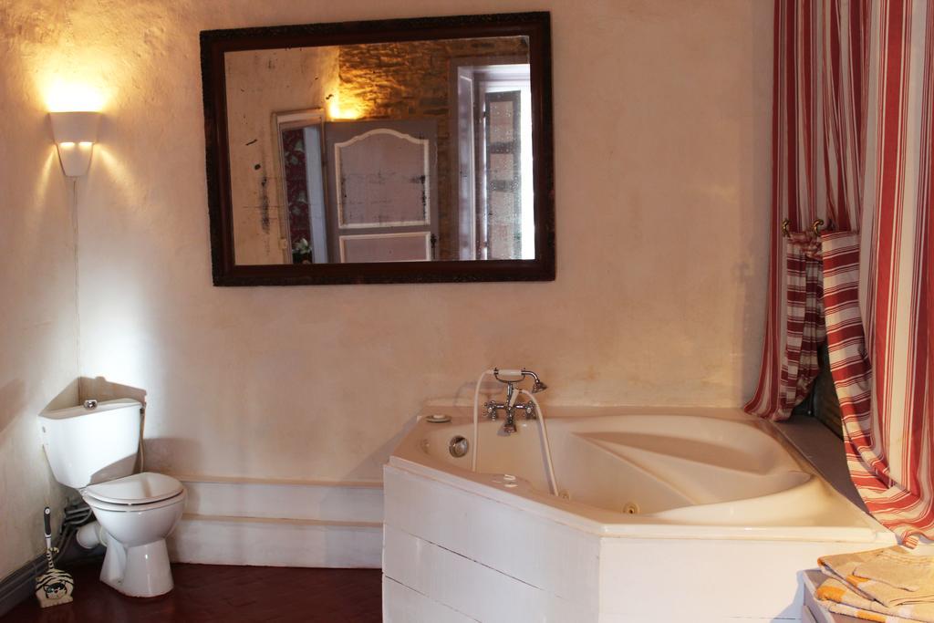 Chateau Du Boschet Bed and Breakfast Bourg-des-Comptes Εξωτερικό φωτογραφία